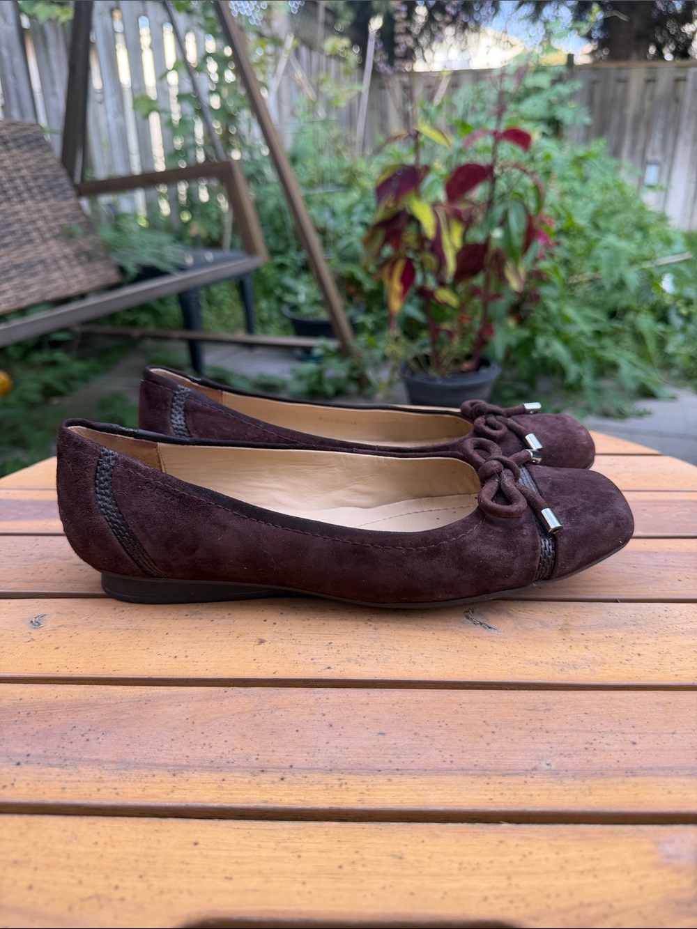 Geox Respira Dark Brown Suede Bow Ballet Flats Size 38.5 Slip On Low Wedge